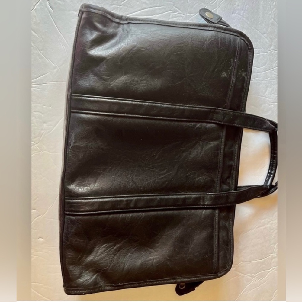 VINTAGE BLACK LEATHER BRIEFCASE/LAPTOP BAG w/DOUBLE TOP HANDLES & POCKETS 16x11 - Picture 3 of 9